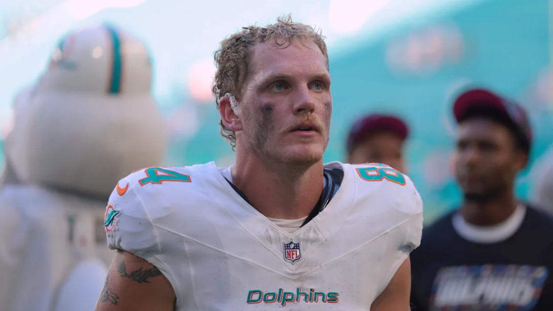 Patriots Sign Ryan Miller to Practice Squad After Doubs Injury